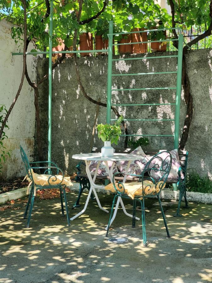 Unique Traditional House, Hosted By J&G Tiranë Ngoại thất bức ảnh